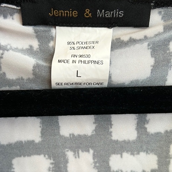 Jennie & Marlis Cowl Blouse | SIZE L - Picture 3 of 4